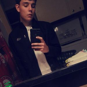 Meet your Posher, Dillion